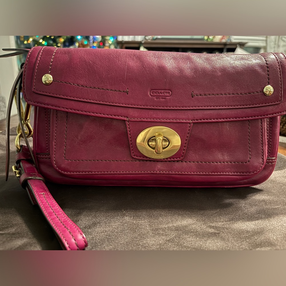 Coach Hampton Lindsey Magenta Leather Clutch
